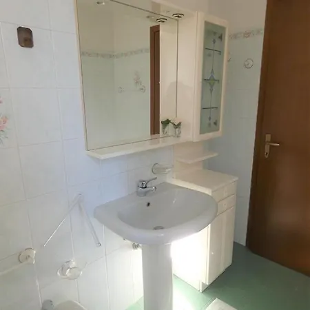 Апартаменти Casa Clivia - 3 Bedroom With View *